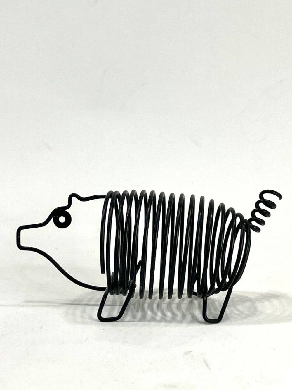 Vintage Black Wire Pig Recipe Pen Letter Holder Desk Office Organizer Coil Hog